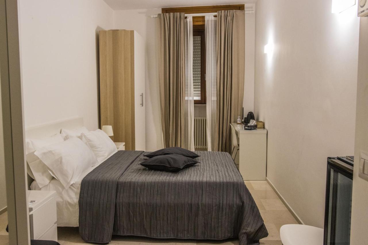 B&B Colonna - Mole Sua Stat Altamura Eksteriør bilde